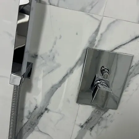 Bed and Breakfast Tirana Rooms Τίρανα