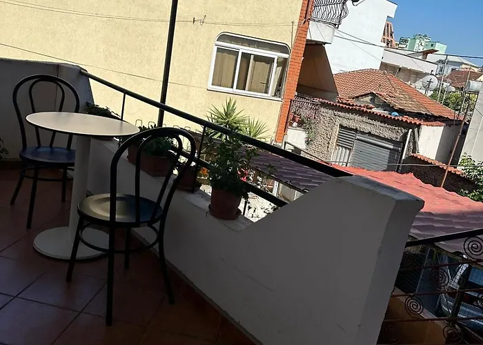 Tirana Rooms Τίρανα