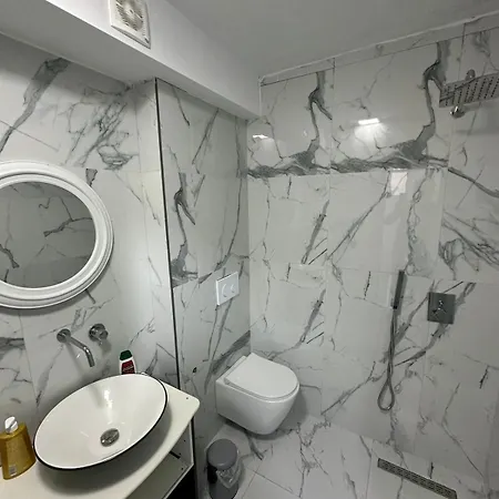住宿加早餐酒店 Tirana Rooms