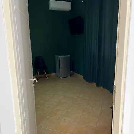 住宿加早餐酒店 Tirana Rooms